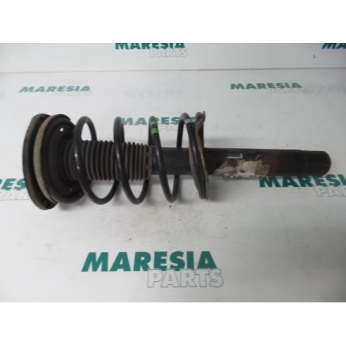 Peugeot - 206 - Front shock absorber rod, left