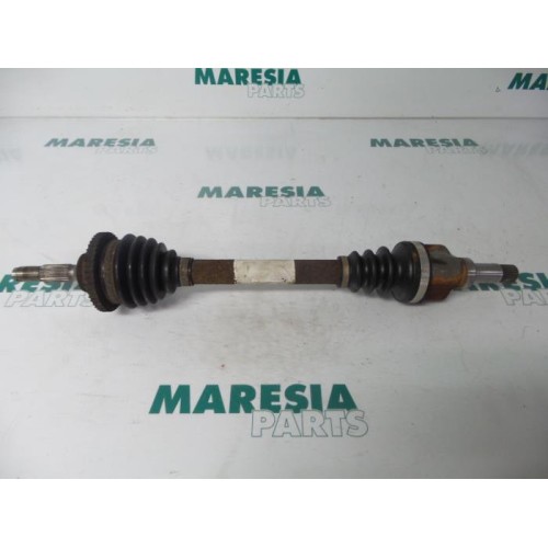 Peugeot - 206 - Front drive shaft, left