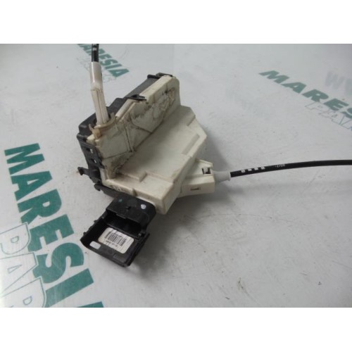 Peugeot - 308 - Front door lock mechanism 4-door, right