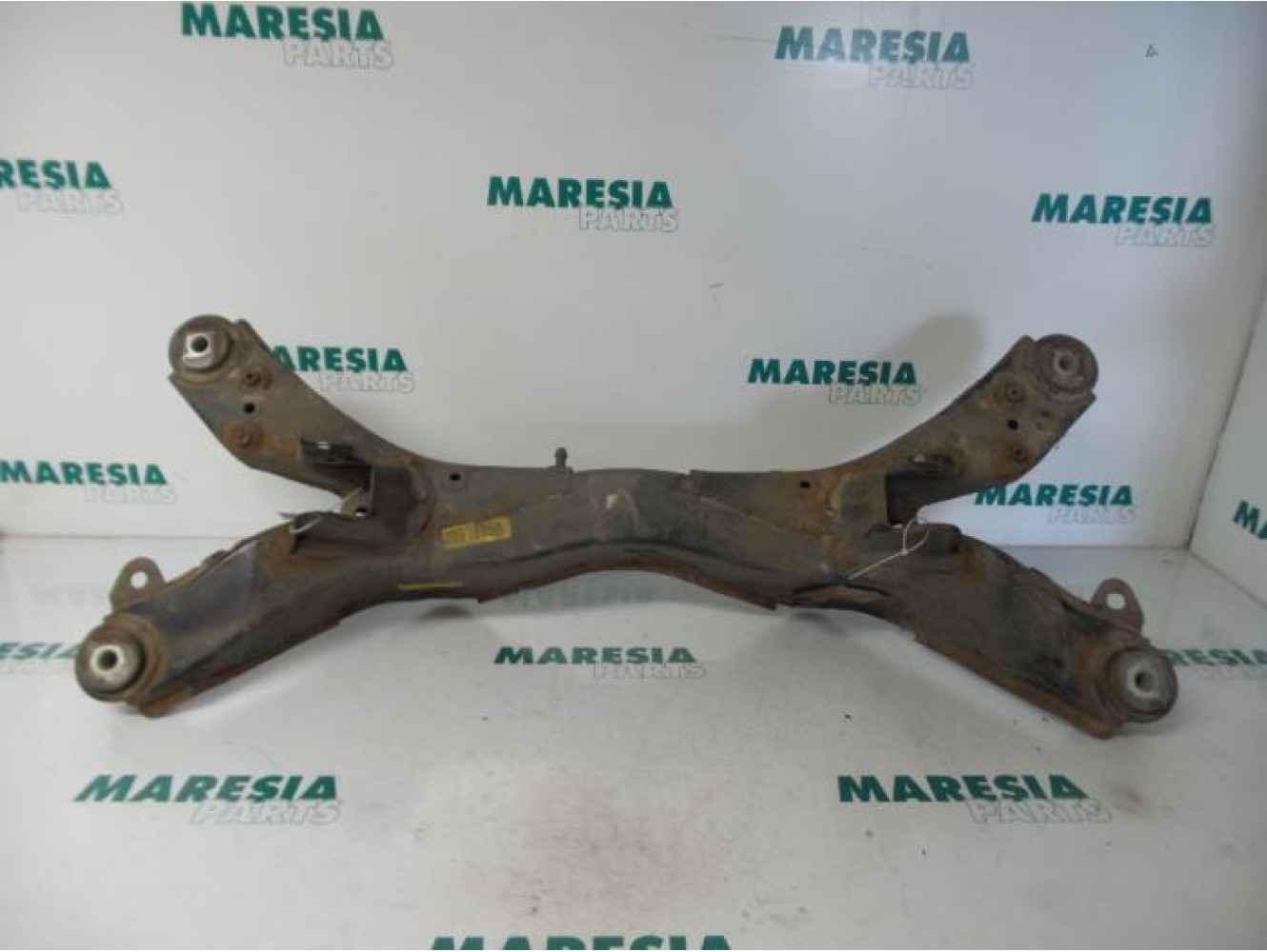 Alfa Romeo - 159 - Rear support beam