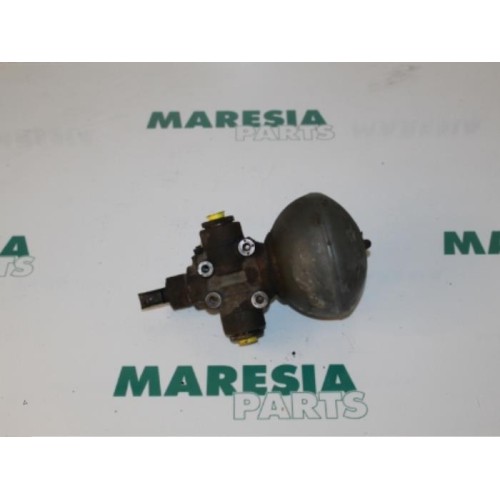 Citroen - C5 - Suspension sphere