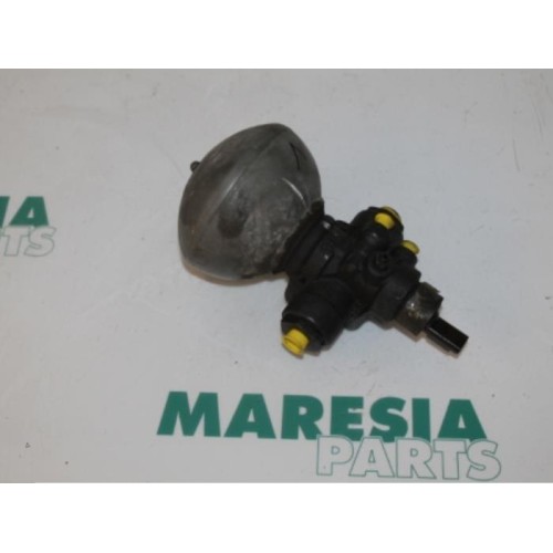 Citroen - C5 - Suspension sphere