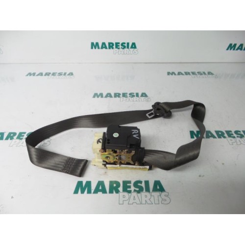 Fiat - Punto - Front seatbelt, right