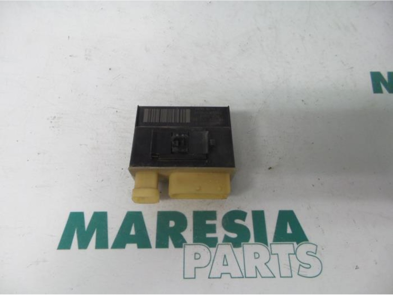 Peugeot - Partner - Glow plug relay