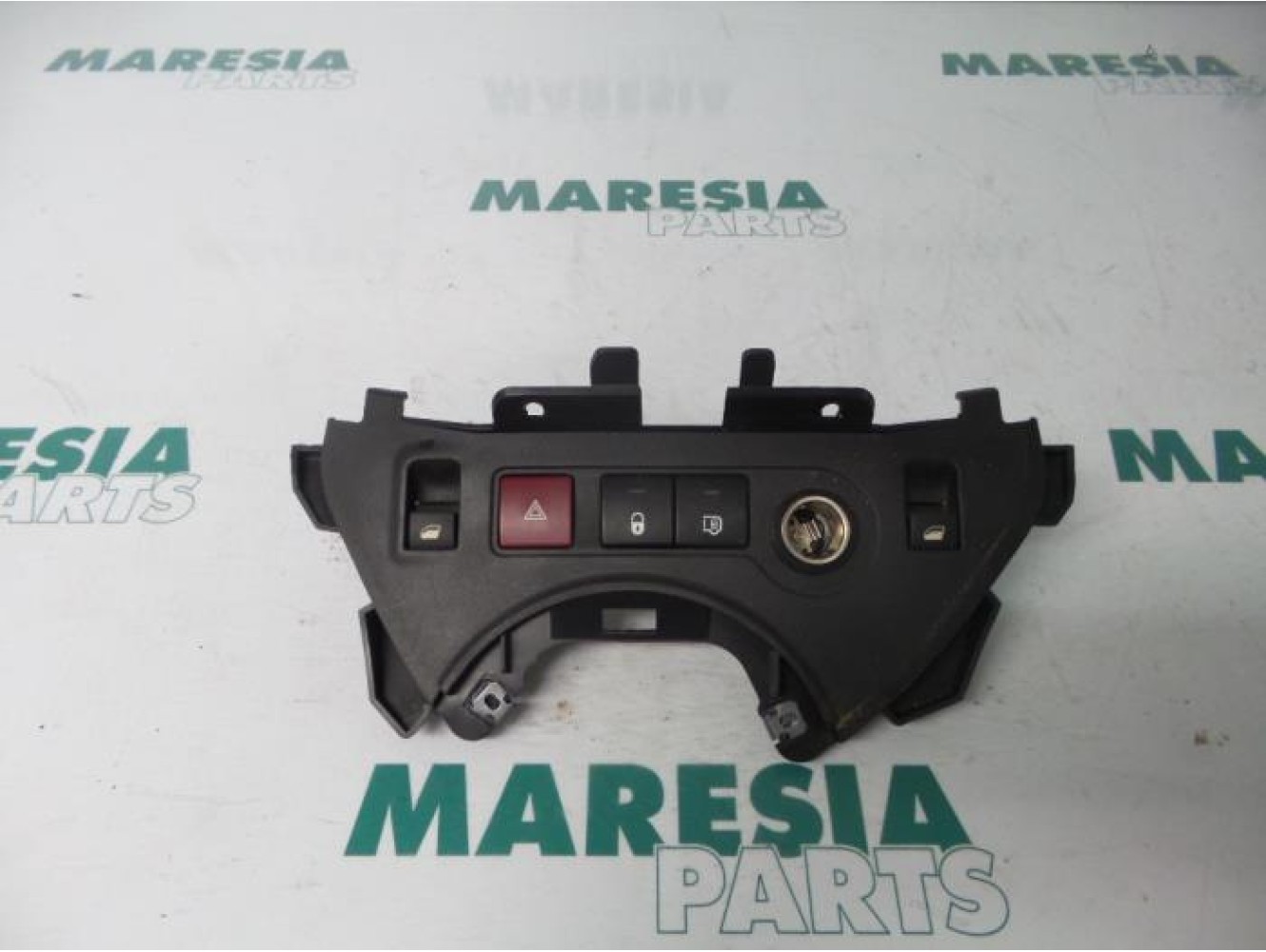 Peugeot - Partner - Multi-functional window switch