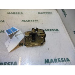 Renault - Megane Scenic - Front door lock mechanism 4-door, right