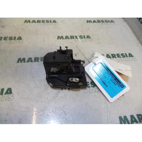 Renault - Megane Scenic - Front door lock mechanism 4-door, right