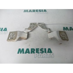 Peugeot - Partner - Tailgate hinge