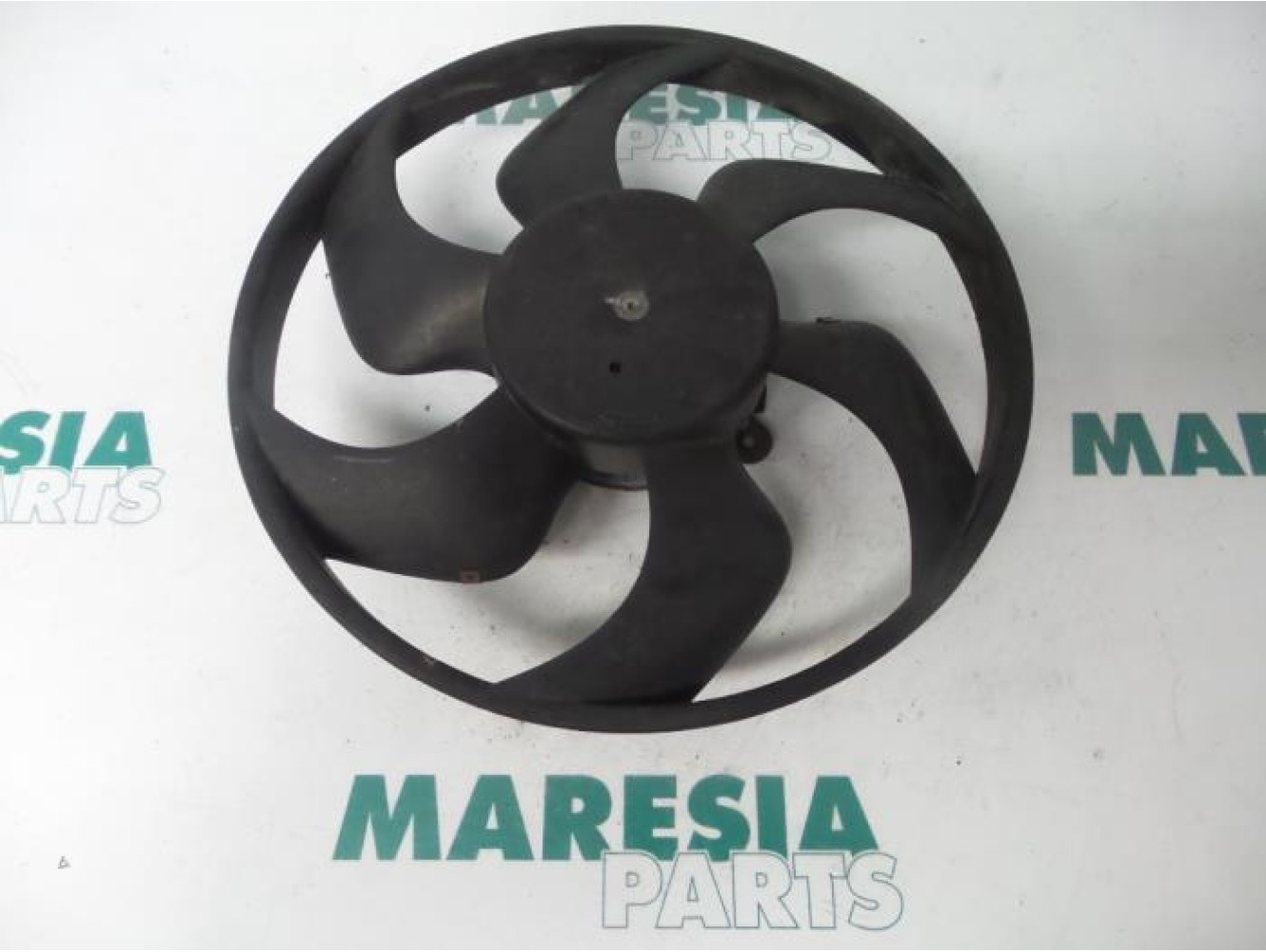 Renault - Modus - Fan motor