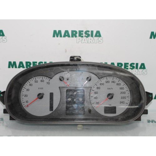 Renault - Megane Scenic - Instrumentenpaneel