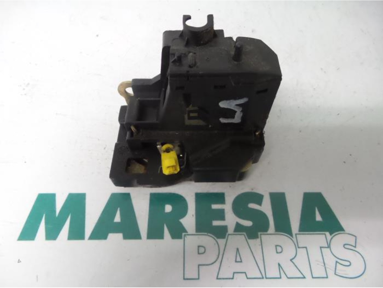 Renault - Megane Scenic - Rear door lock mechanism 4-door, left