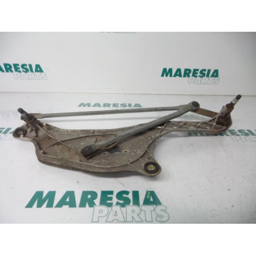 Renault - Laguna - Wiper mechanism