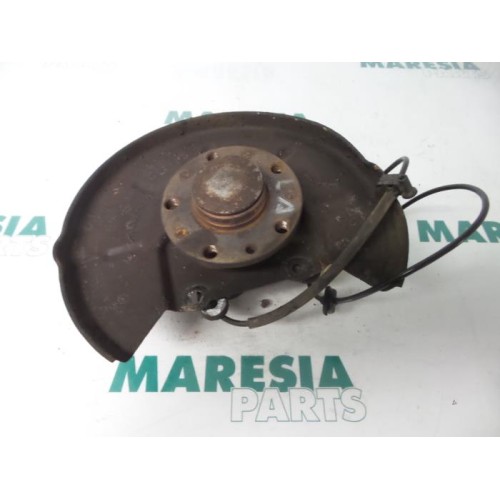 Alfa Romeo - 156 - Achsschenkel links hinten