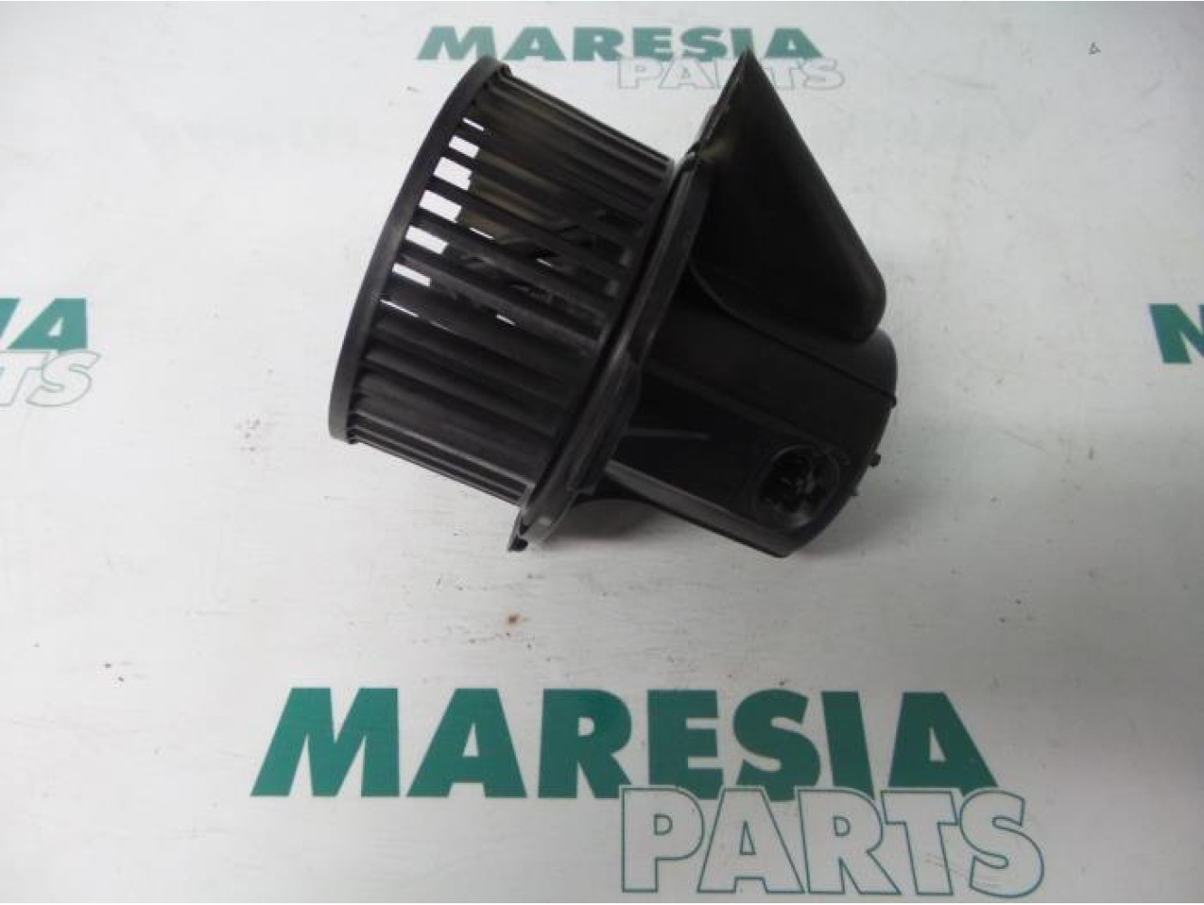 Peugeot - 307 - Heating and ventilation fan motor