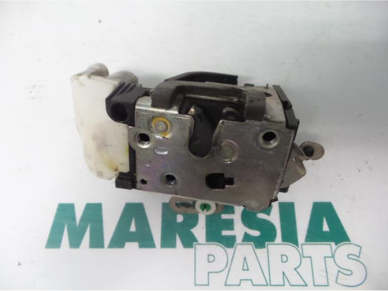 Fiat - Punto - Front door lock mechanism 4-door, right