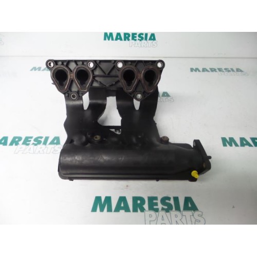 Renault - Twingo - Intake manifold