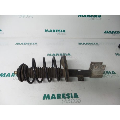 Peugeot - 307 - Front shock absorber rod, right