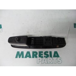 Fiat - Punto - Multi-functional window switch