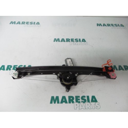 Fiat - Punto - Window mechanism 4-door, front left