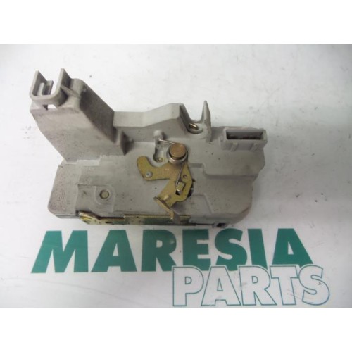 Peugeot - 307 - Rear door lock mechanism 4-door, left