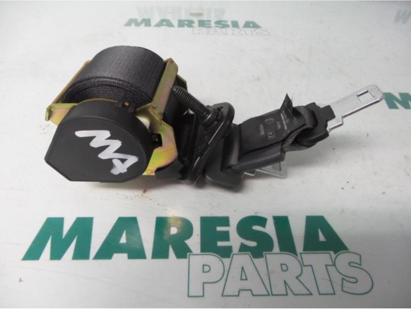Renault - Megane Scenic - Rear seatbelt, centre