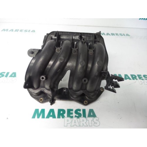 Peugeot - 206 - Intake manifold