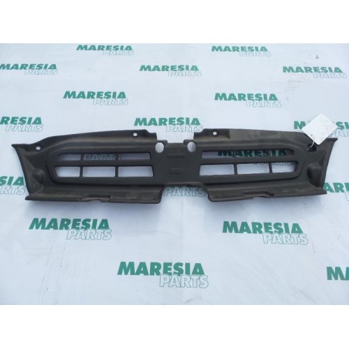 Citroen - Xsara - Grille