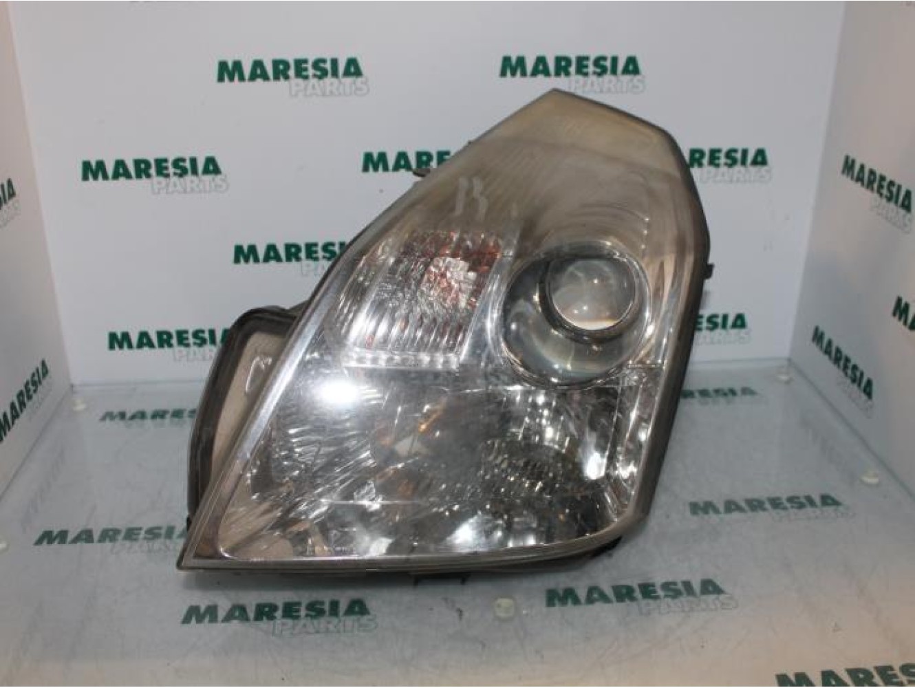 Renault - Vel Satis - Scheinwerfer links
