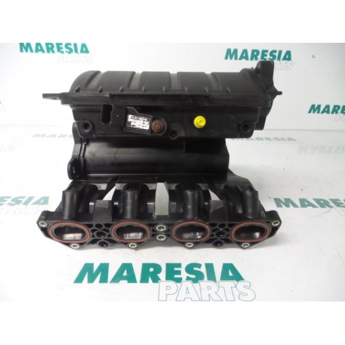 Peugeot - 206 - Intake manifold