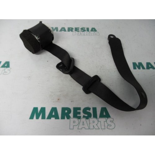 Fiat - 500 - Rear seatbelt, left