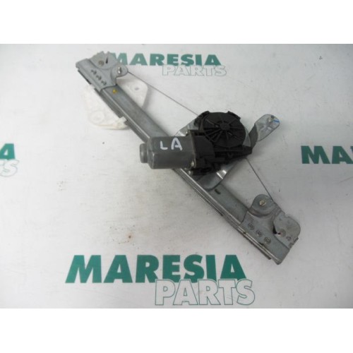 Dacia - Logan - Rear door window mechanism 4-door, left