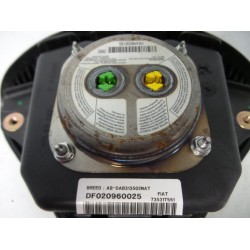 Fiat - Stilo - Left airbag (steering wheel)