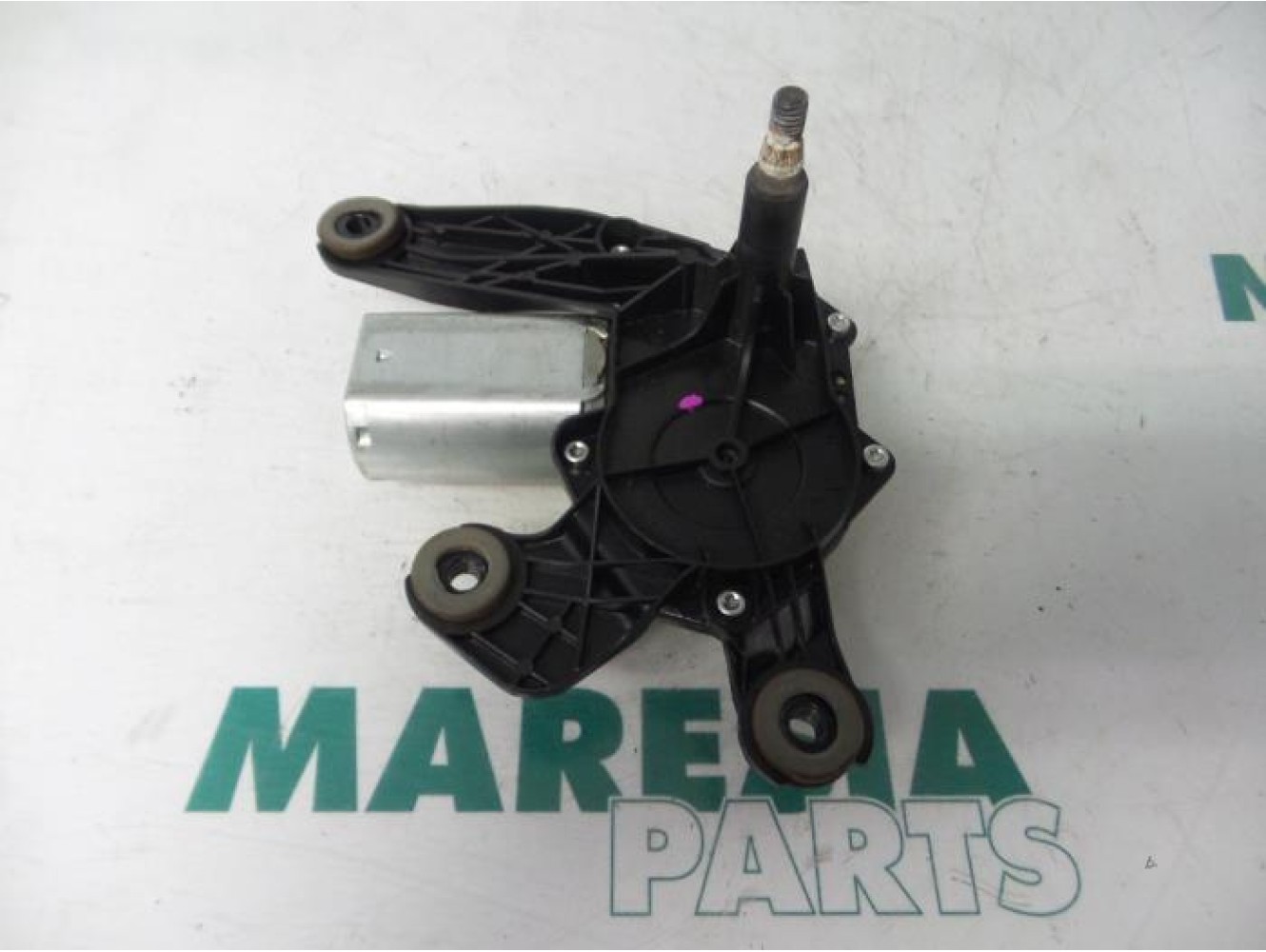 Peugeot - 1007 - Scheibenwischermotor hinten
