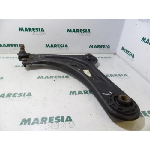 Peugeot - 1007 - Front lower wishbone, left