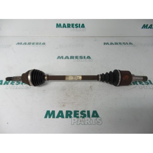 Peugeot - 1007 - Front drive shaft, left