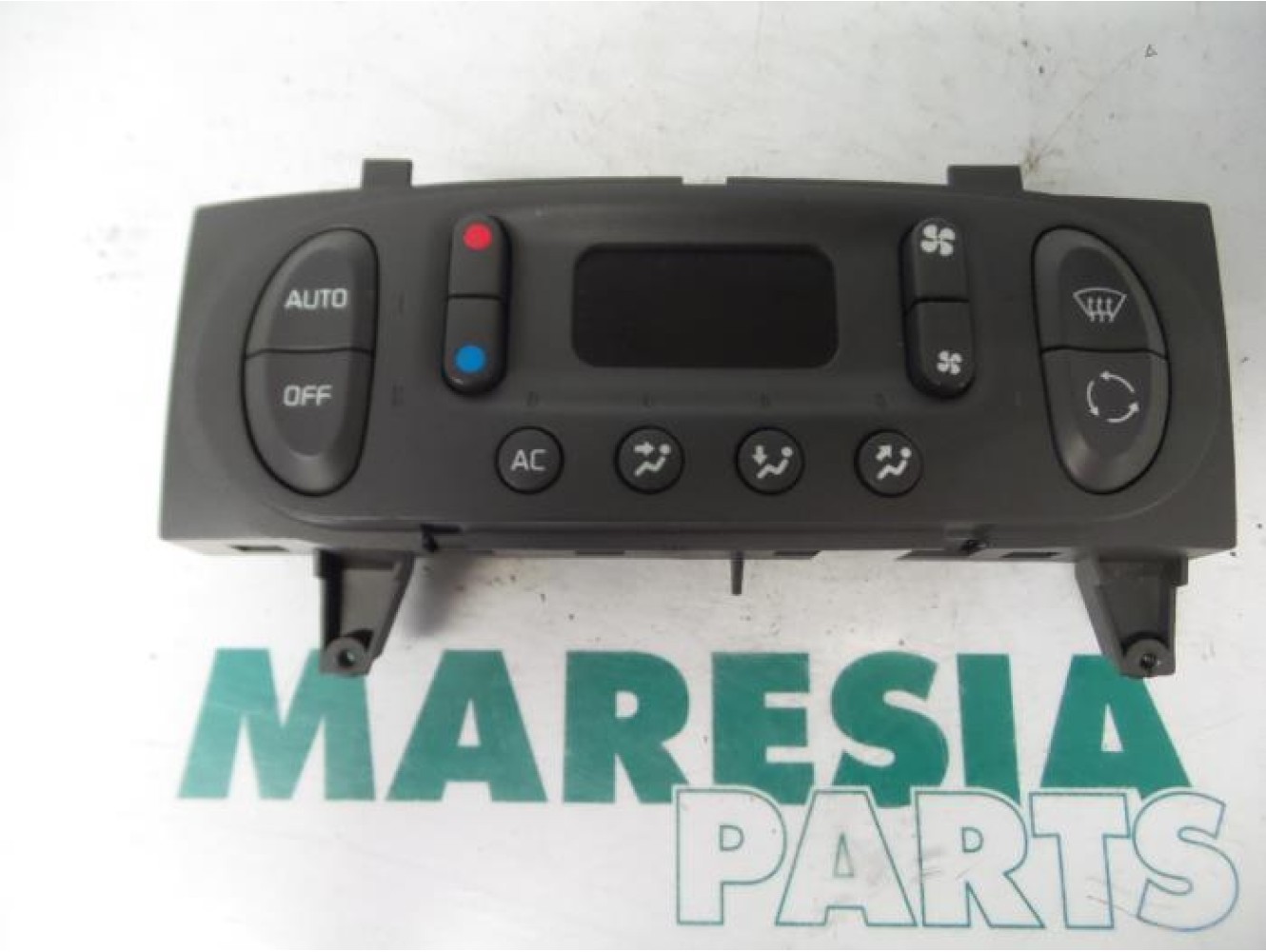 Renault - Megane Scenic - Panneau de commandes chauffage