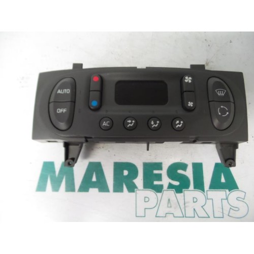 Renault - Megane Scenic - Heater control panel