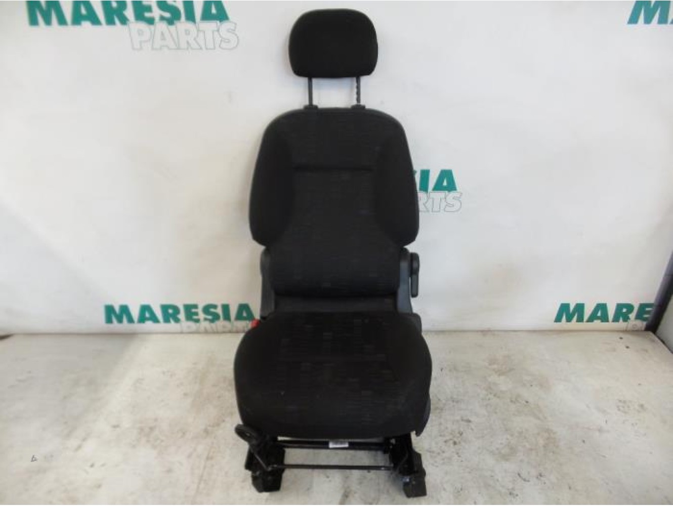Citroen - Berlingo - Stoel links