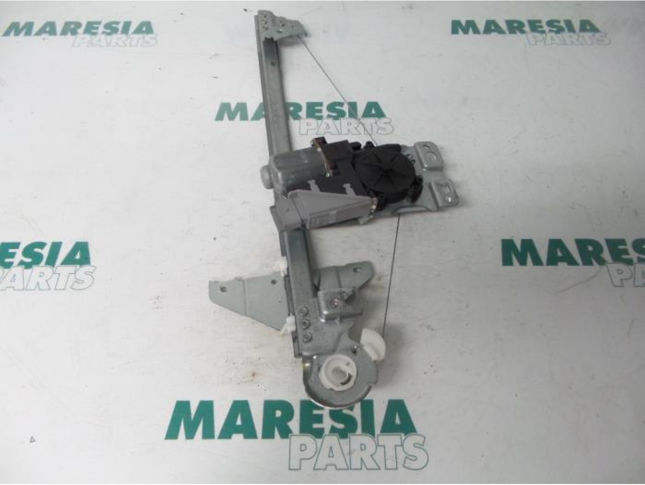 Peugeot - 307 - Rear door window mechanism 4-door, right