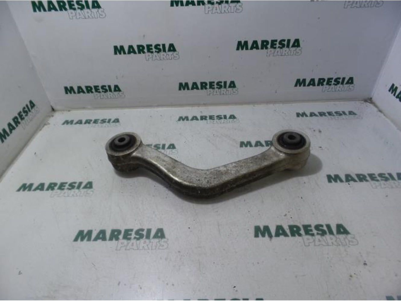 Lancia - Thesis - Querlenker links hinten