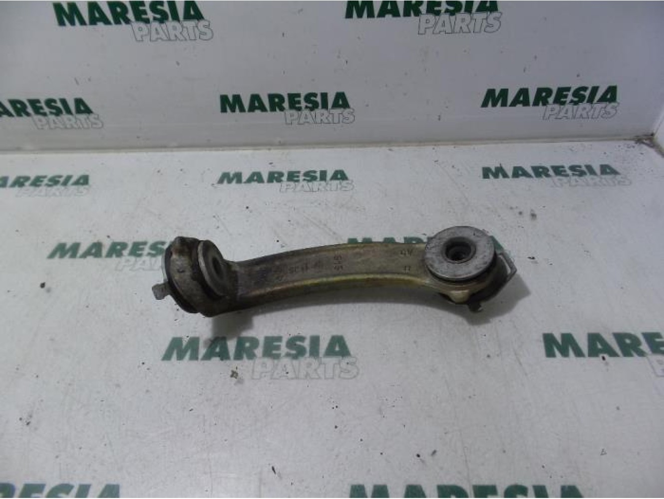 Renault - Laguna - Anti-roll bar guide