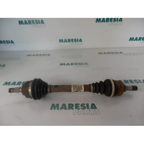 Peugeot - 307 - Aandrijfas links-voor
