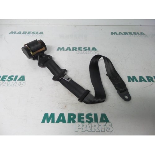 Peugeot - 1007 - Sicherheitsgurt links hinten