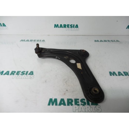 Peugeot - 1007 - Front lower wishbone, left