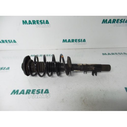 Peugeot - 1007 - Front shock absorber rod, right