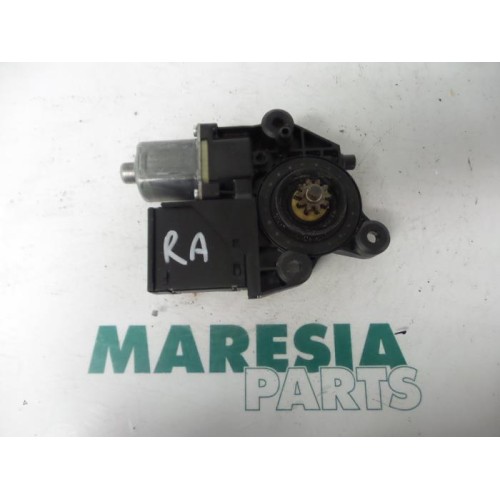 Renault - Megane Scenic - Rear door window mechanism 4-door, right