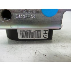 Renault - Megane Scenic - Rear seatbelt, centre