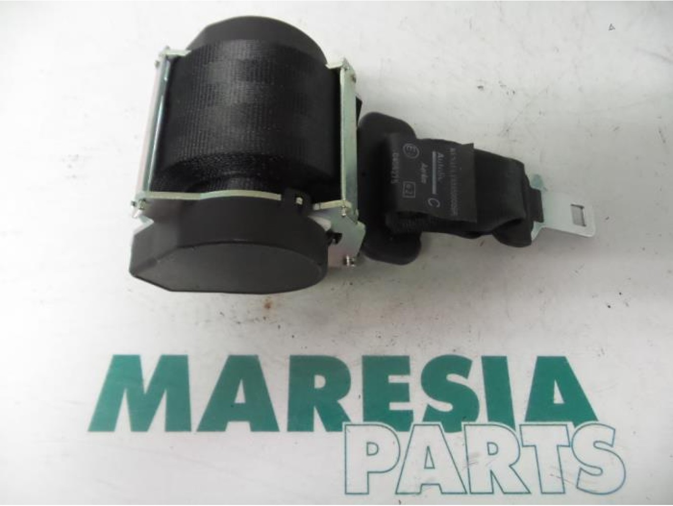 Renault - Megane Scenic - Rear seatbelt, centre