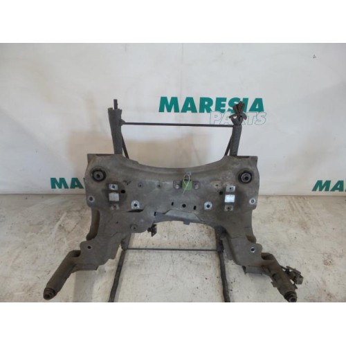 Renault - Megane Scenic - Subframe