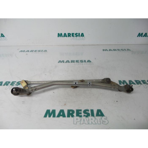 Citroen - C2 - Wiper mechanism